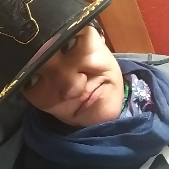 Meet your Posher, Keleighj - Picture 2 of 2